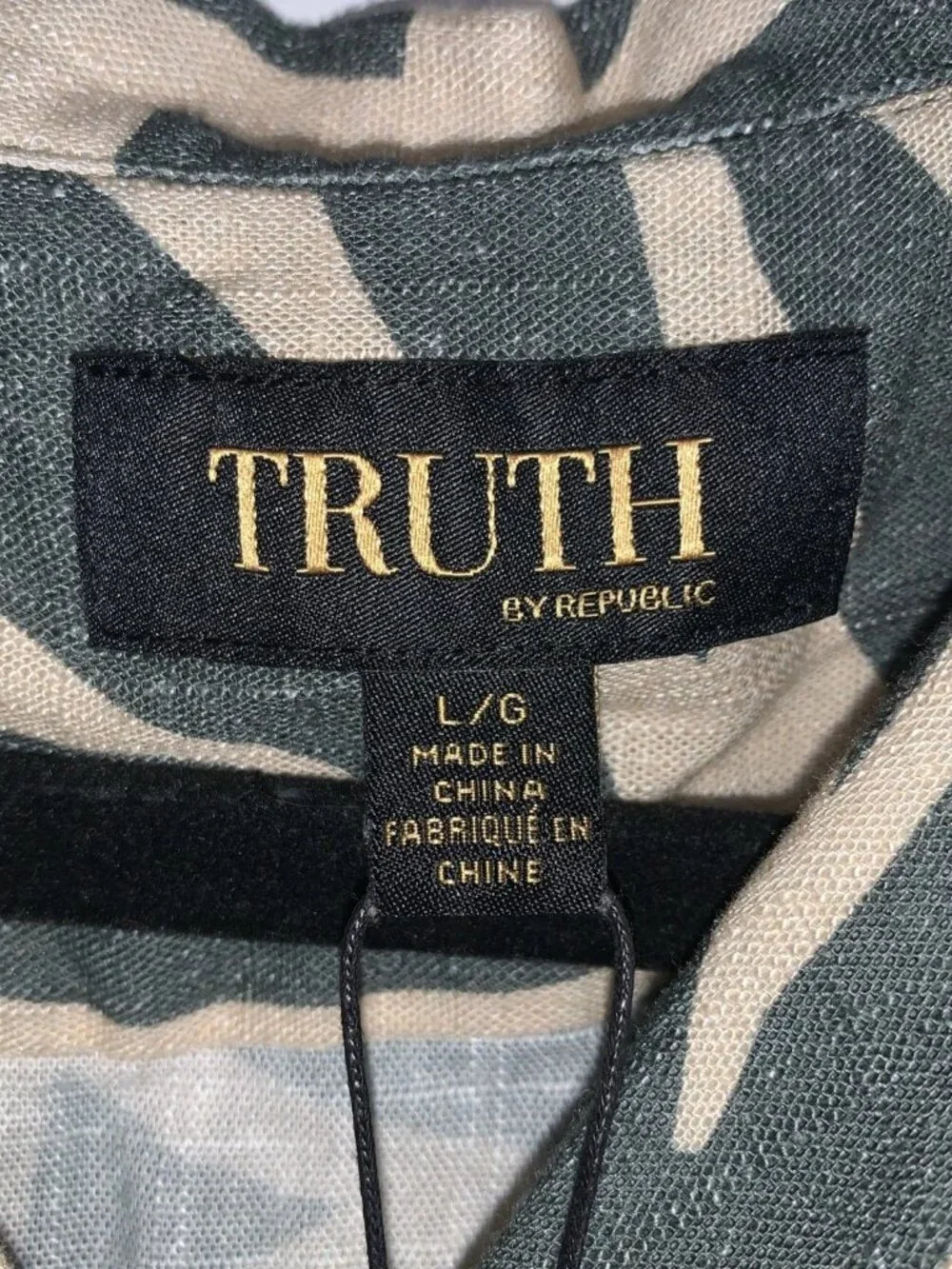 Truth By Republic Men's Large Short Sleeve Floral Beach Camp Shirt Olive Green B